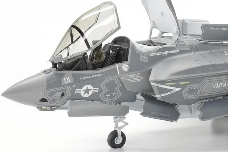 Tamiya 1/72 Lockheed Martin® F-35®B Lightning II®