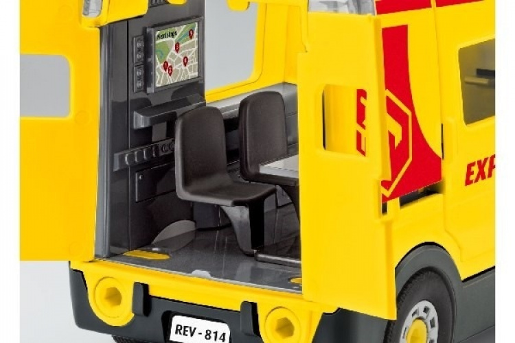 Revell Delivery Truck
