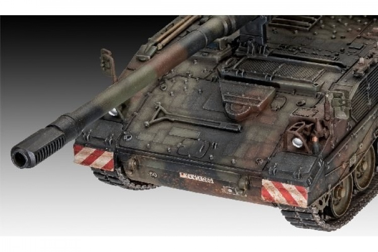 Revell Panzerhaubitze 2000