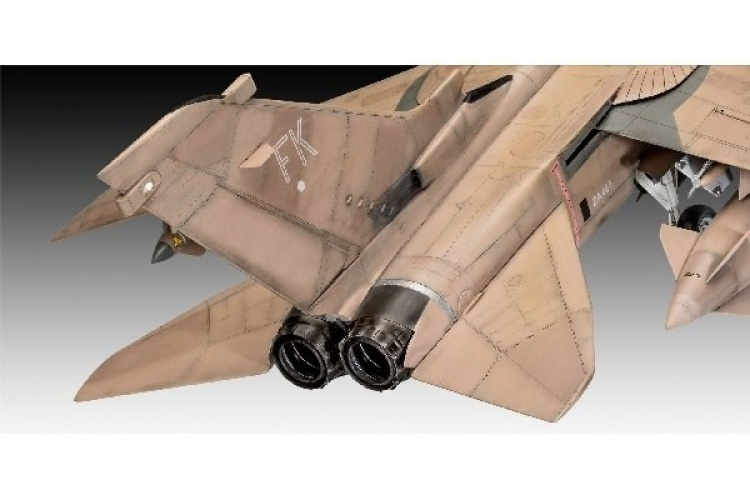 Revell Tornado GR,1 RAF \'Gulf War