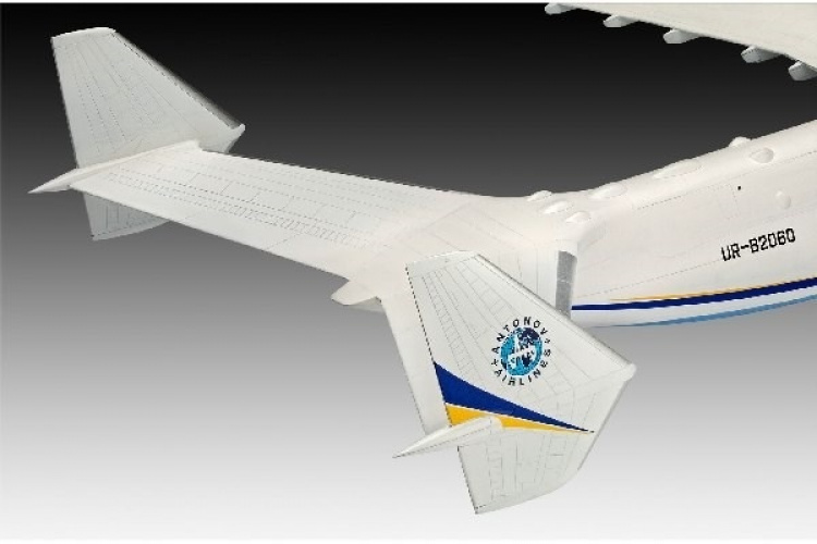 Revell Antonov An-225 Mrija