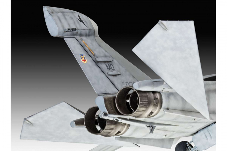 Revell 1:72 EF-111A Raven