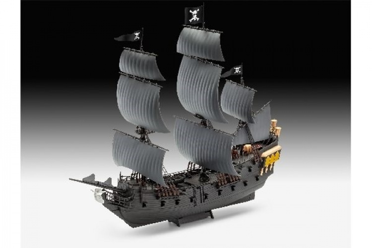 Revell Black Pearl