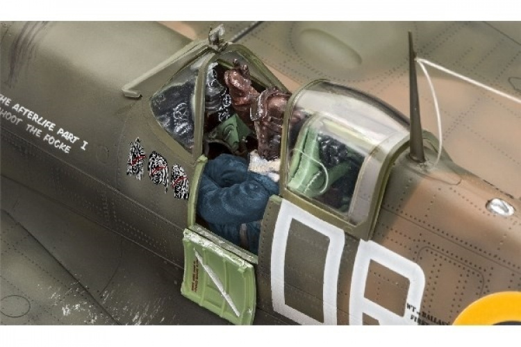 Revell Spitfire Mk,II\'Aces High\'Iron Ma
