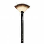 Kokie Cosmetics Kokie Fan Brush BR605 Kokie Cosmetics Kokie Fan Brush BR605
