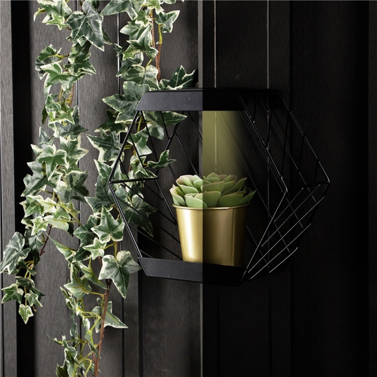 Smartwares Solcellsdriven LED-vägglampa med hylla för krukväxt