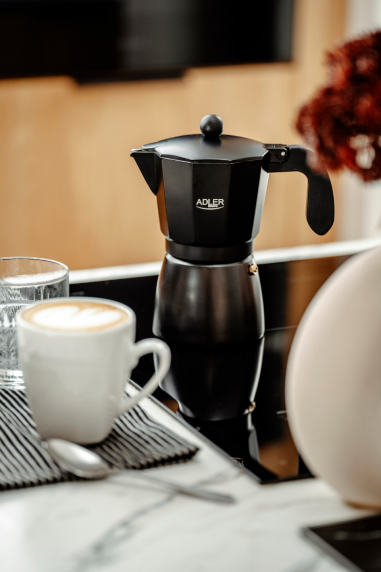 Adler AD 4421 Espresso/Kaffebryggare, 6 koppar