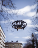 GadgetMonster UFO Drone, kontrollera en UFO-drönare med enbart dina händer