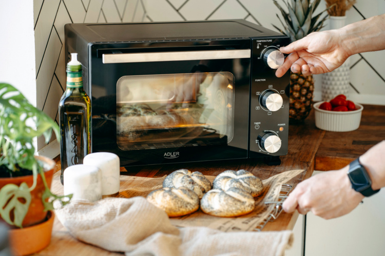 Adler AD 6024 Mini-ugn 22L, Svart