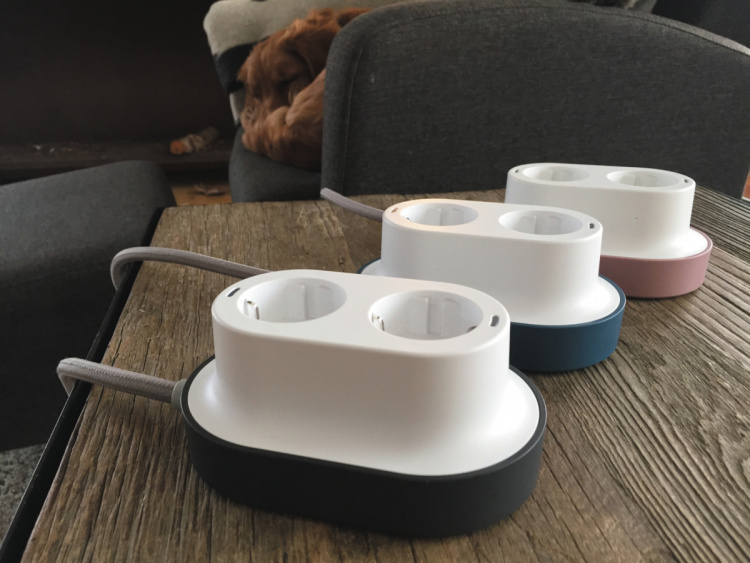 Kokong Polar Black Smart Socket