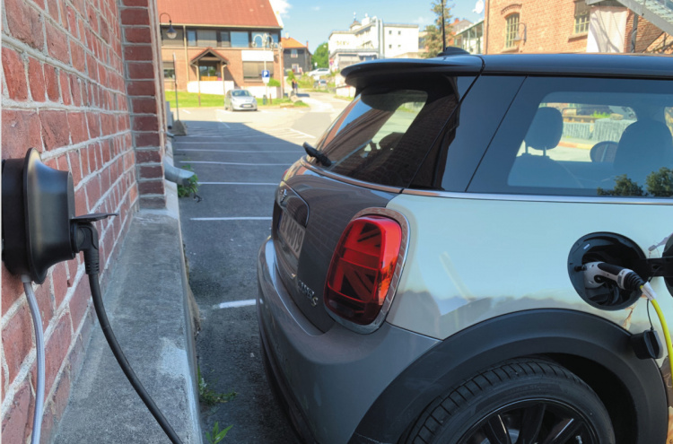 Kokong Ev Zen Charger, Polar Black