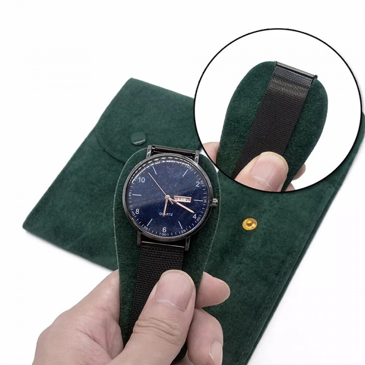 Klockfodral i sammetsliknande material, Grön Klockfodral i sammetsliknande material, Grön