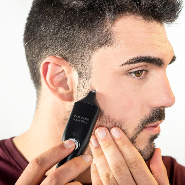 Taurus Skäggtrimmer Hubble Zoom Svart