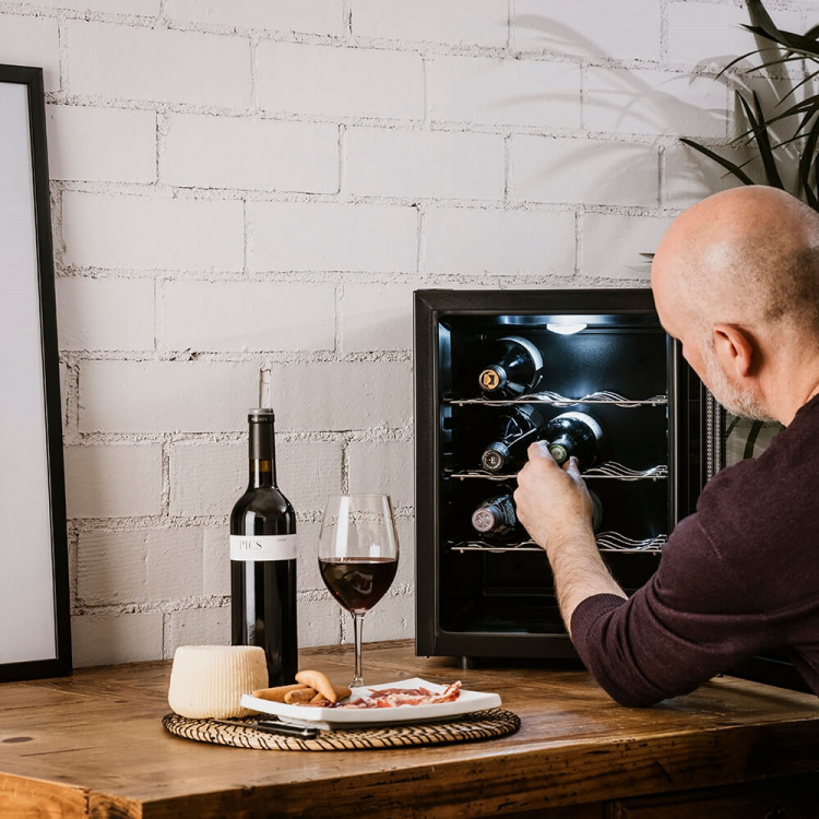 Taurus Vinkyl 12 flaskor