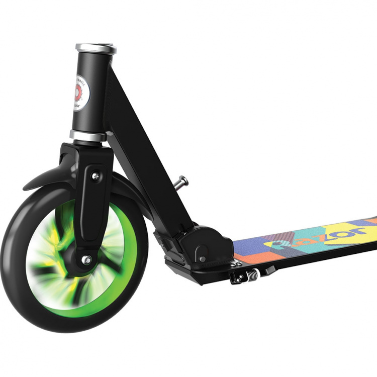 Razor A5 Lux Light Up Scooter - Green