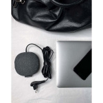 Estilo laddstation med textilyta (möbeluttag med 1x Euro-uttag och 2x USB-laddare, inklusive kardborreband)