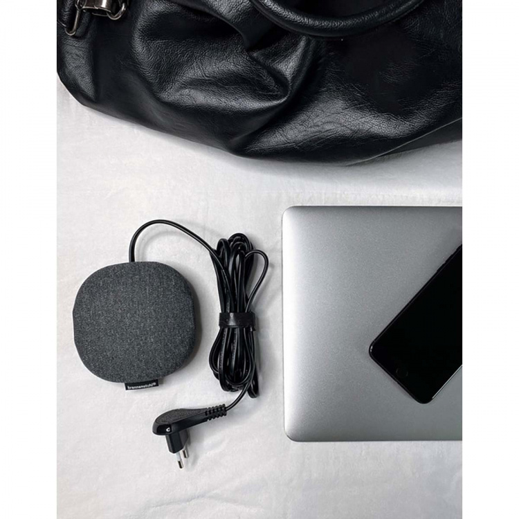 Estilo laddstation med textilyta (möbeluttag med 1x Euro-uttag och 2x USB-laddare, inklusive kardborreband)