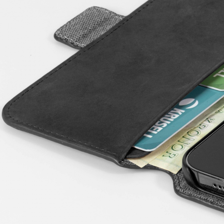 Krusell Leather Phone Wallet iPhone 13 Pro Max Svart Krusell Leather Phone Wallet iPhone 13 Pro Max Svart