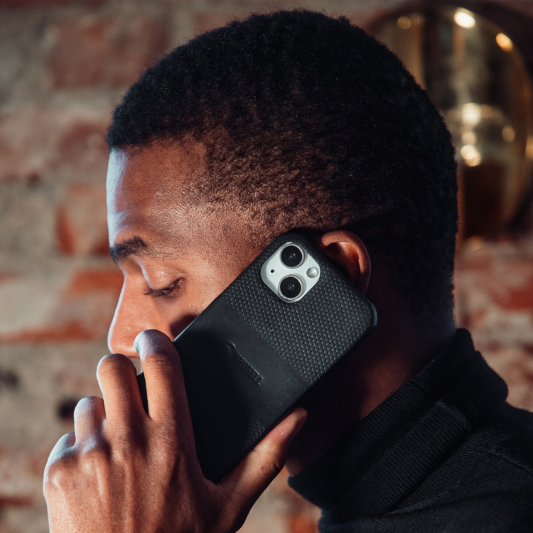 Krusell Leather Cover iPhone 13 Pro Svart Krusell Leather Cover iPhone 13 Pro Svart