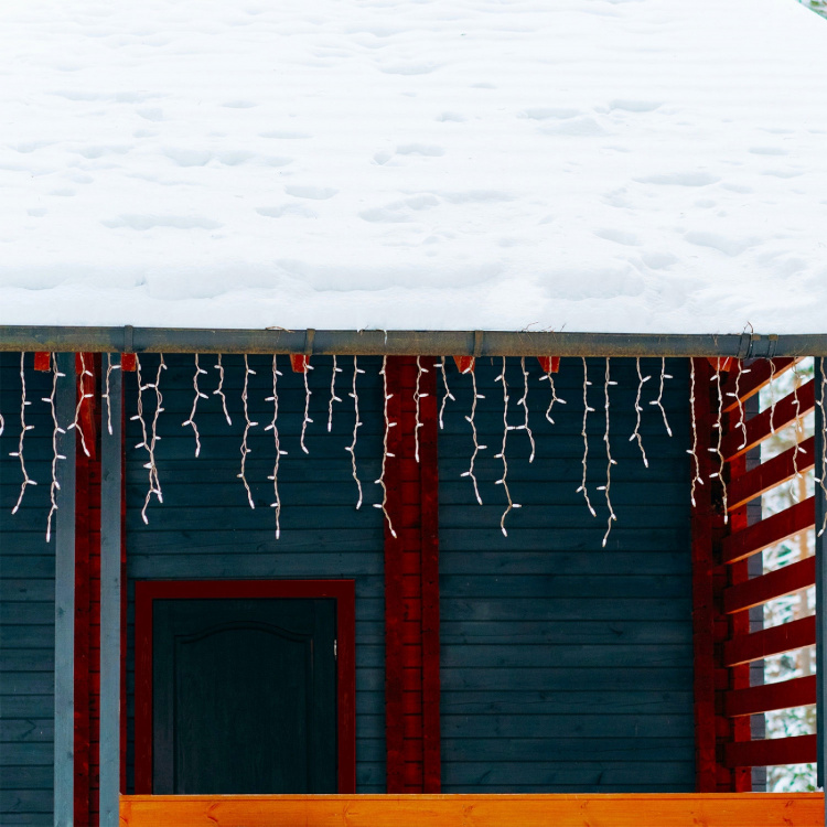 LightsOn Ice 10m ljusgardin med nedhäng på 30-70cm LightsOn Ice 10m ljusgardin med nedhäng på 30-70cm