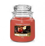 Yankee Candle Classic Medium Jar Apple and Sweet Fig 411g Yankee Candle Classic Medium Jar Apple and Sweet Fig 411g
