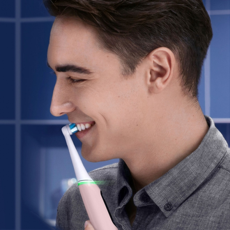 Oral B Eltandborste iO6 Series M6 Pink Oral B Eltandborste iO6 Series M6 Pink