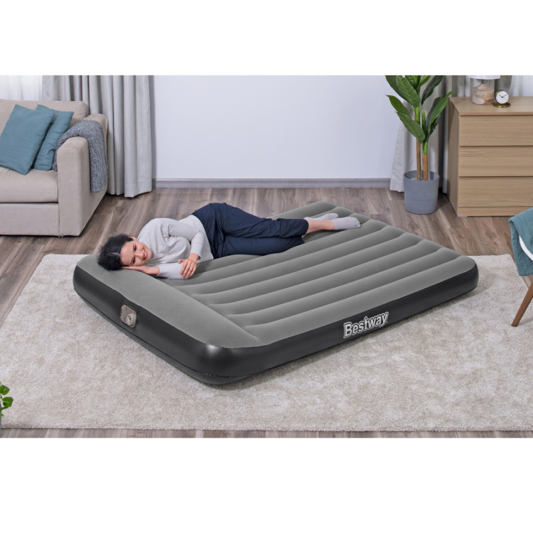 Bestway Luftmadrass Tritech 2.03m x 1.52m x 30cm Bestway Luftmadrass Tritech 2.03m x 1.52m x 30cm