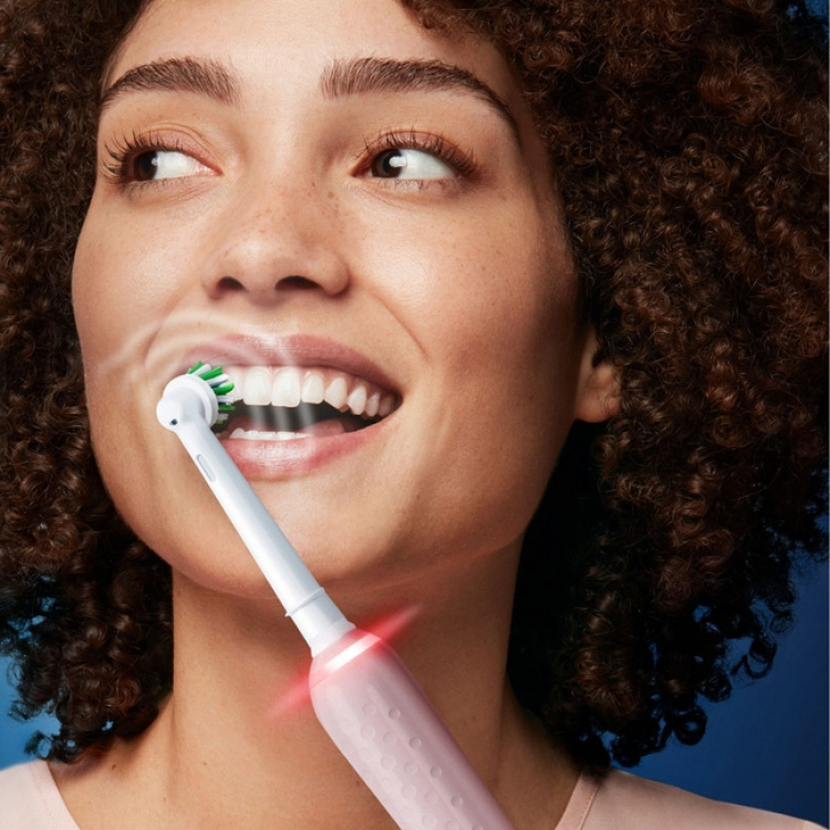 Oral B Eltandborste Pro3 3400N Pink Sensi