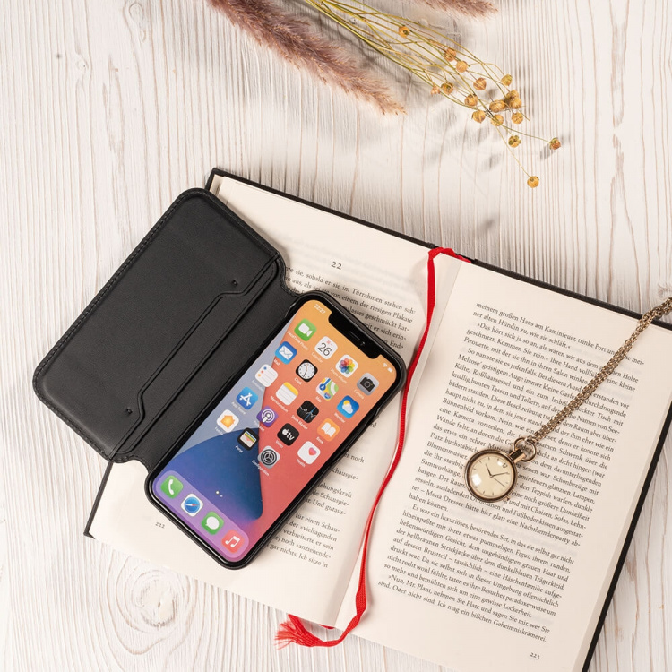 Hama Mobilfodral MagLine Svart - iPhone 13 Pro Hama Mobilfodral MagLine Svart - iPhone 13 Pro