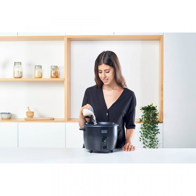 BLACK+DECKER Riskokare 1,8L Svart BLACK+DECKER Riskokare 1,8L Svart