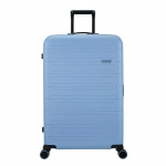 American Tourister Nova Stream Spinner 77/28 Expand Pastellblå American Tourister Nova Stream Spinner 77/28 Expand Pastellblå