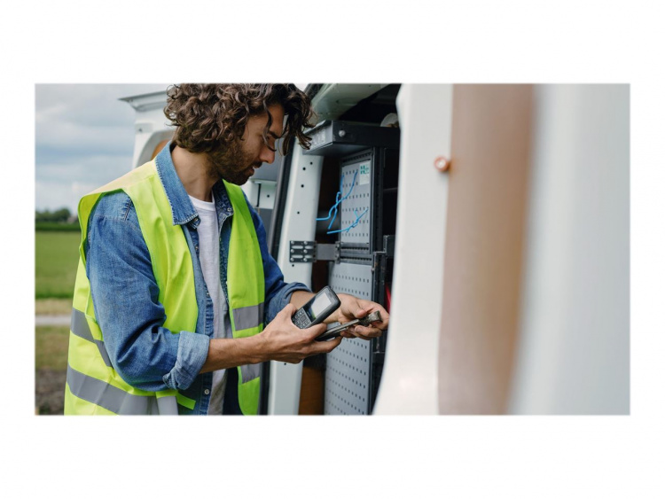 Nokia 800 Tough Dualsim, Svart