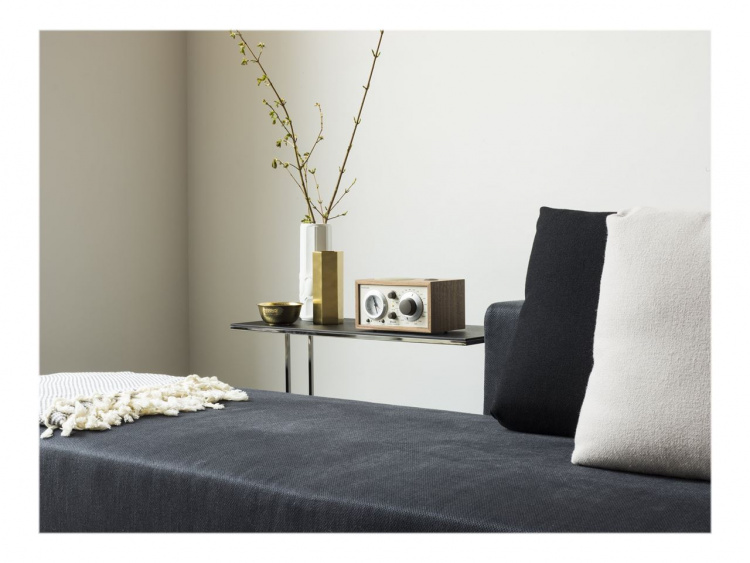 Tivoli Audio Klockradio Model Three BT USB Classic Walnut