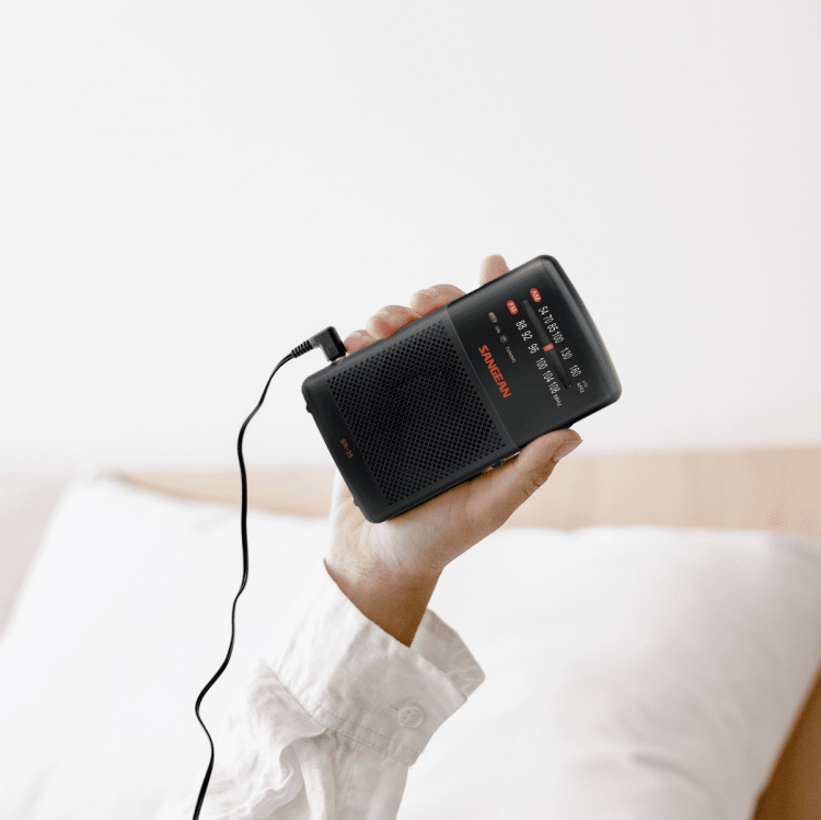 Sangean SR35 - Fickradio, Svart Sangean SR35 - Fickradio, Svart