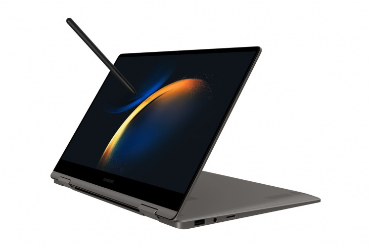 Samsung Galaxy Book3 360 NP730QFG-KA4SE 13,3 Samsung Galaxy Book3 360 NP730QFG-KA4SE 13,3