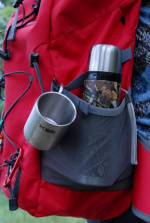 Stålmugg med karbinhake 220 ml Stålmugg med karbinhake 220 ml