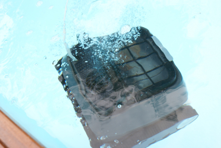 Swim & Fun Poolrobot för golv, Waterline