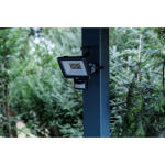 brennenstuhl LED Spotlight JARO 3060 P (LED-strålkastare för väggmontering för utomhus IP65, 20W, 2300lm, 6500K, med rörelsedetektor)