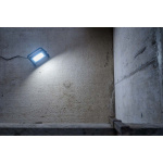 Brennenstuhl Mobil LED-bygglampa JARO 20060 M / LED-arbetslampa 150W för utomhusbruk (LED-strålkastare med 5m kabel, LED-nödbelysning med 17500lm tillverkad av högkvalitativt aluminium, dimbar, IP65)