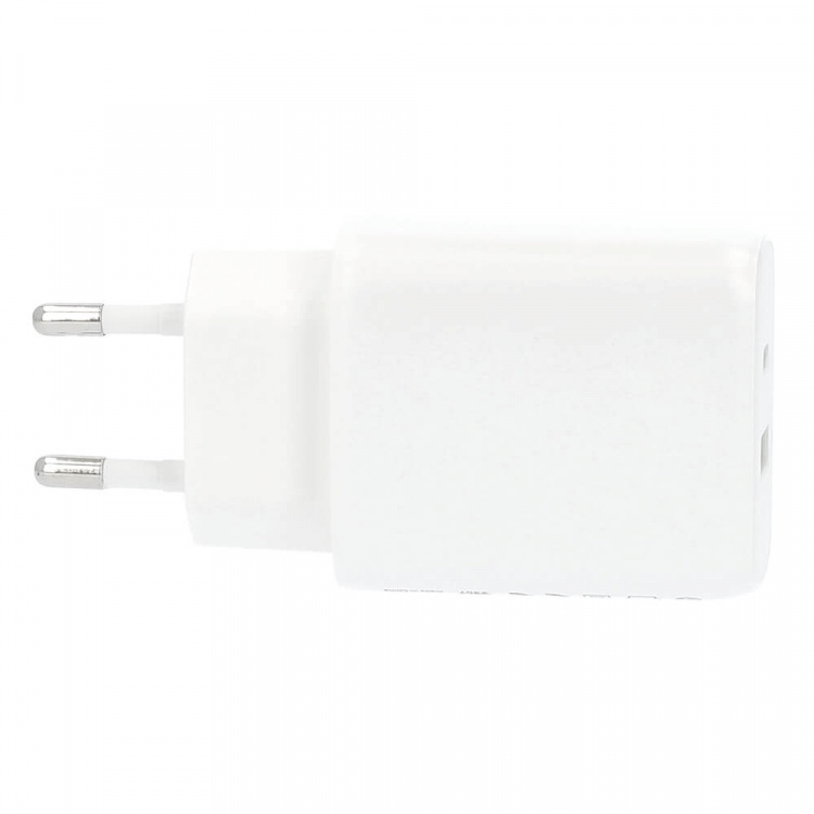 Gear Laddare 220V 1xUSB-C + 1xUSB-A PD/PPS 25W + 18W QC Vit Gear Laddare 220V 1xUSB-C + 1xUSB-A PD/PPS 25W + 18W QC Vit
