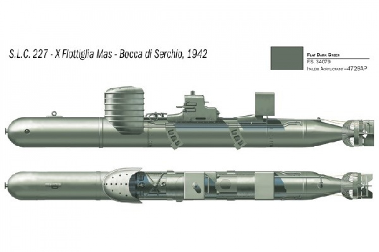 ITALERI 1:35 S.L.C. \'\'Maiale\'\' with crew ITALERI 1:35 S.L.C. \'\'Maiale\'\' with crew