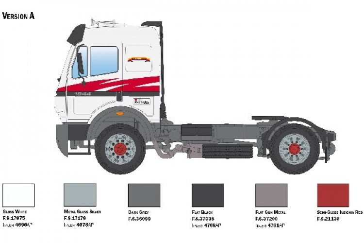 ITALERI 1:24 Mercedes Benz SK 1844 LS V8