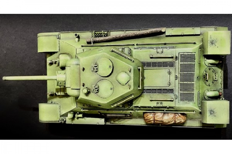ITALERI 1:35 T-34/76 Model 1943 (premium edition)