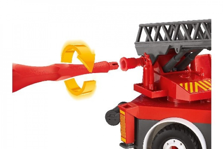 Revell Turntable Ladder Fire Truck 1:20 Revell Turntable Ladder Fire Truck 1:20