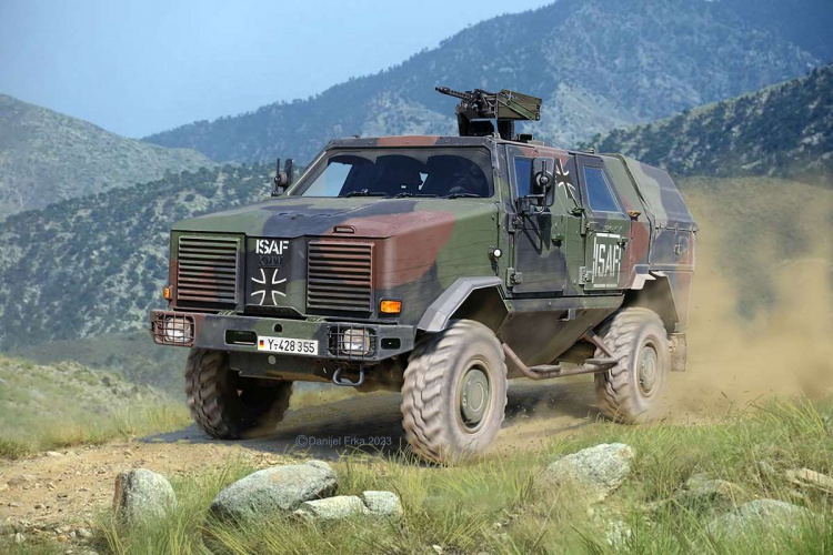 Revell ATF Dingo 1 1:72