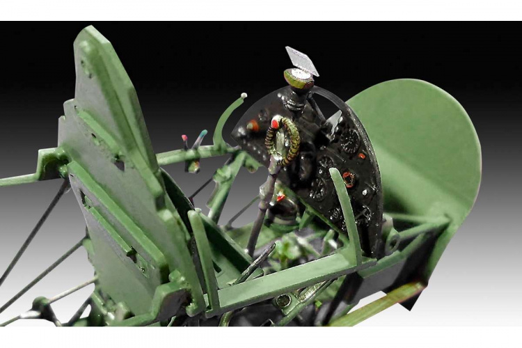 Revell Hawker Hurricane Mk IIb Revell Hawker Hurricane Mk IIb