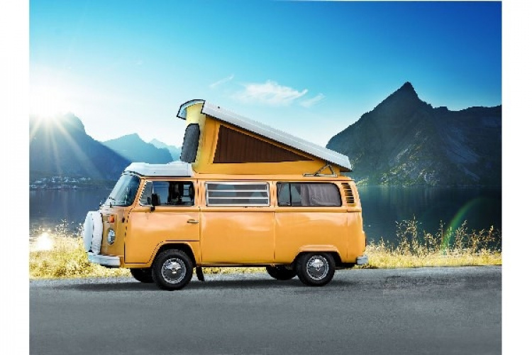 Revell 1:24 VW T2 Camper (easy click) model kit Revell 1:24 VW T2 Camper (easy click) model kit