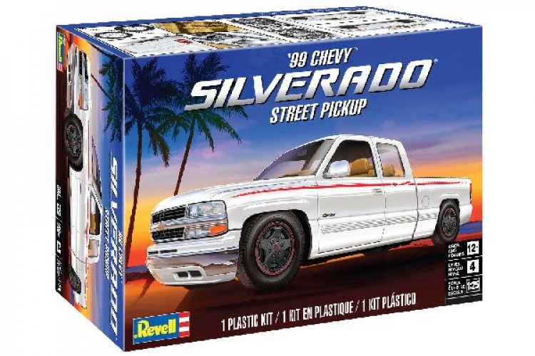 Revell 1999 Chevy Silverado Custom Pickup Revell 1999 Chevy Silverado Custom Pickup