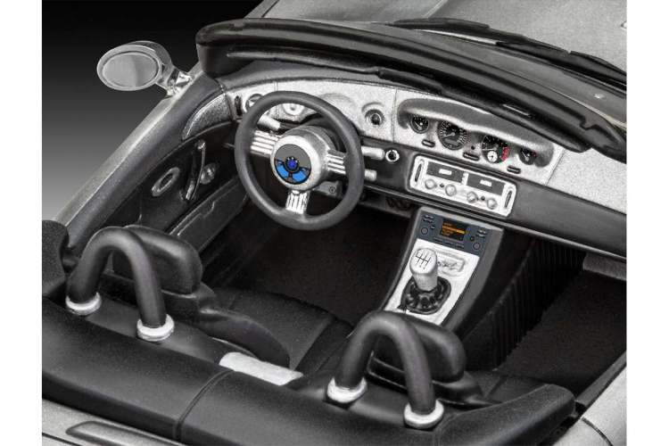 Revell James Bond \'BMW Z8\' 1:24 gift set