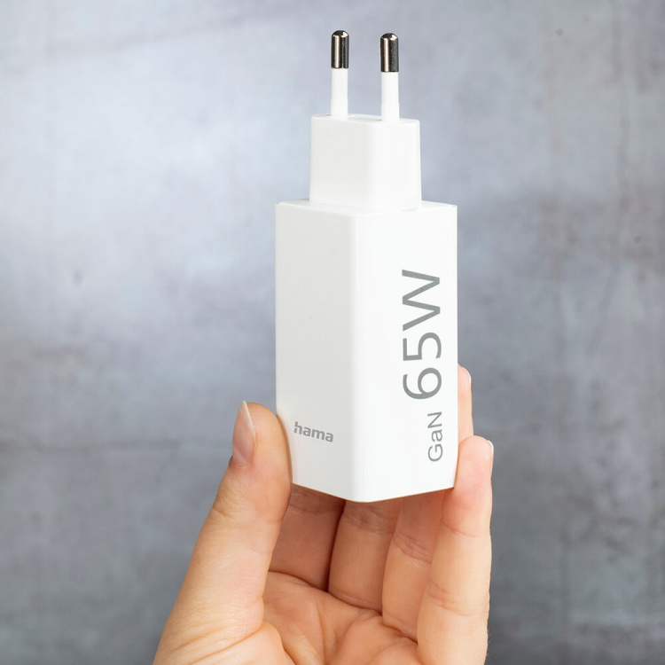 Hama Universalladdare USB-C och USB-A PD GaN 5-20V/65W